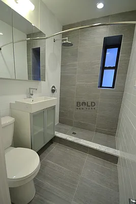 Rented by Bold New York | media 40