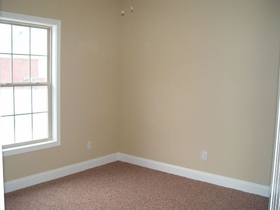 5th image of 3008 Colonial Ct