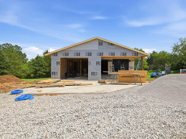 126 Georgia Lane, Mansfield, MO 65704