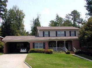 1722 Forrest Hill Dr, Columbus, MS 39701