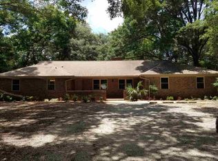 911 Ridgewood Ln, Pensacola, FL 32506