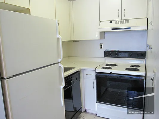 Rented by Highline Residential | media 4