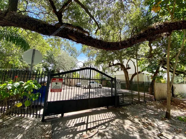 2850 Coconut Ave APT 7, Miami, FL 33133