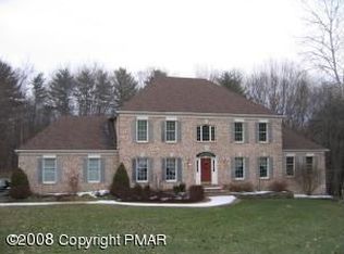 1002 Fox Hollow Rd, Stroudsburg, PA 18360