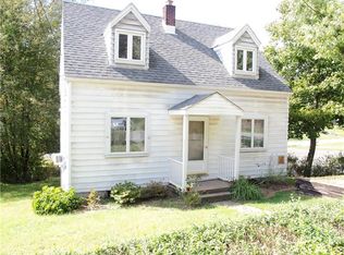 44 Millersdale Rd, Jeannette, PA 15644