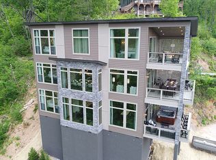 417 Smoky View Rd, Gatlinburg, TN 37738