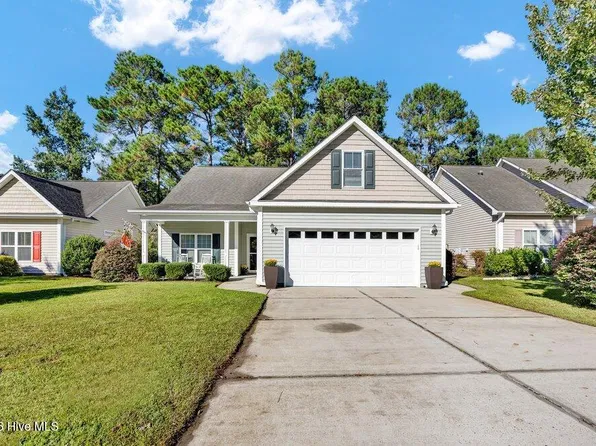 8780 Lanvale Oaks Drive NE, Leland, NC 28451