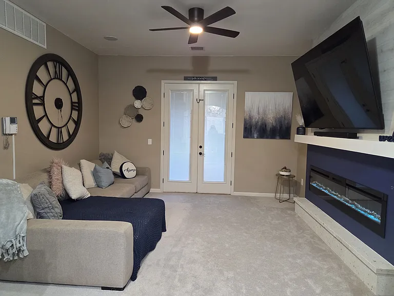 Escondido Dr — Photo 17