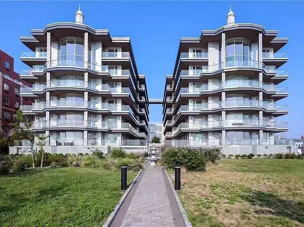 (undisclosed Address), College Pt, NY 11356