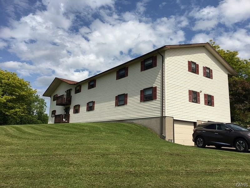 2nd image of 2938 Douglas Rd APT 11