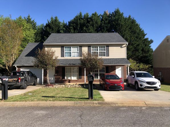 201 Springfield Cir #B