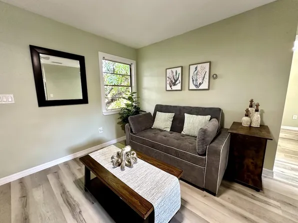 819 7th St W #2, Palmetto, FL 34221