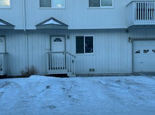 7464 Meadow St, Anchorage, AK 99507