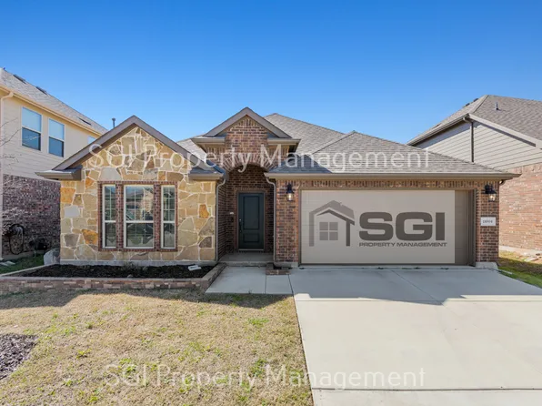11004 Blaze St, Aubrey, TX 76227