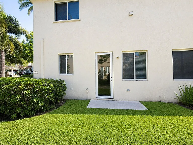 21003 NW 14th Pl #144 — Photo 22