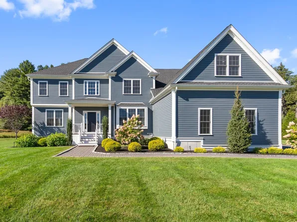 30 Beech St, Millis, MA 02054