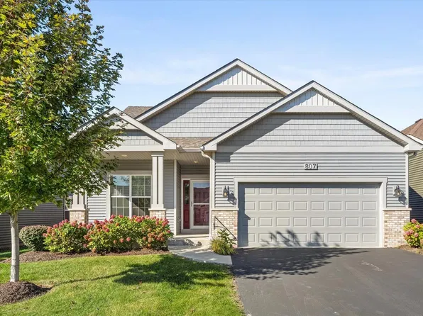 807 Alexandra Ln, Yorkville, IL 60560