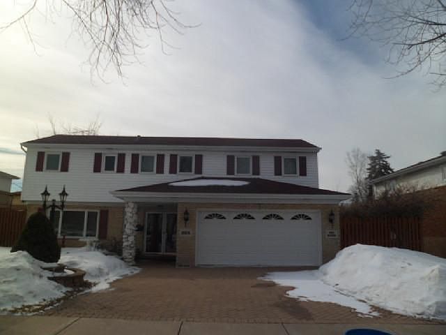 1st image of 520 Rose Dr