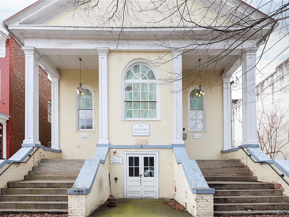 1st image of 9 E Clay St Unit 5