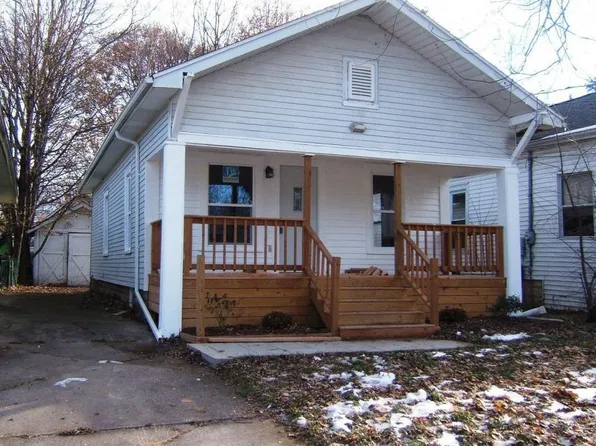 1815 Linval St, Lansing, MI 48910