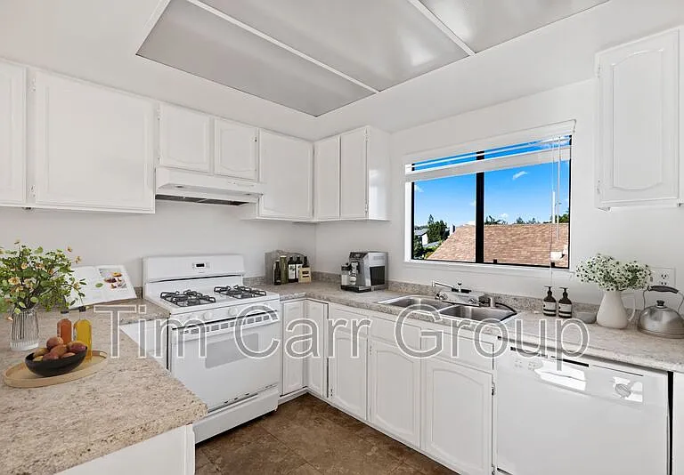 231 Cabrillo St #B — Photo 7
