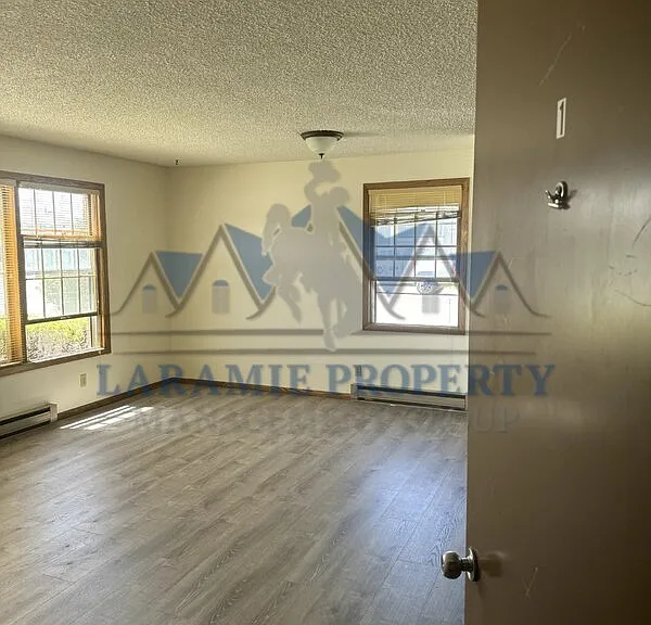 1705 Fetterman Dr #1 — Photo 2