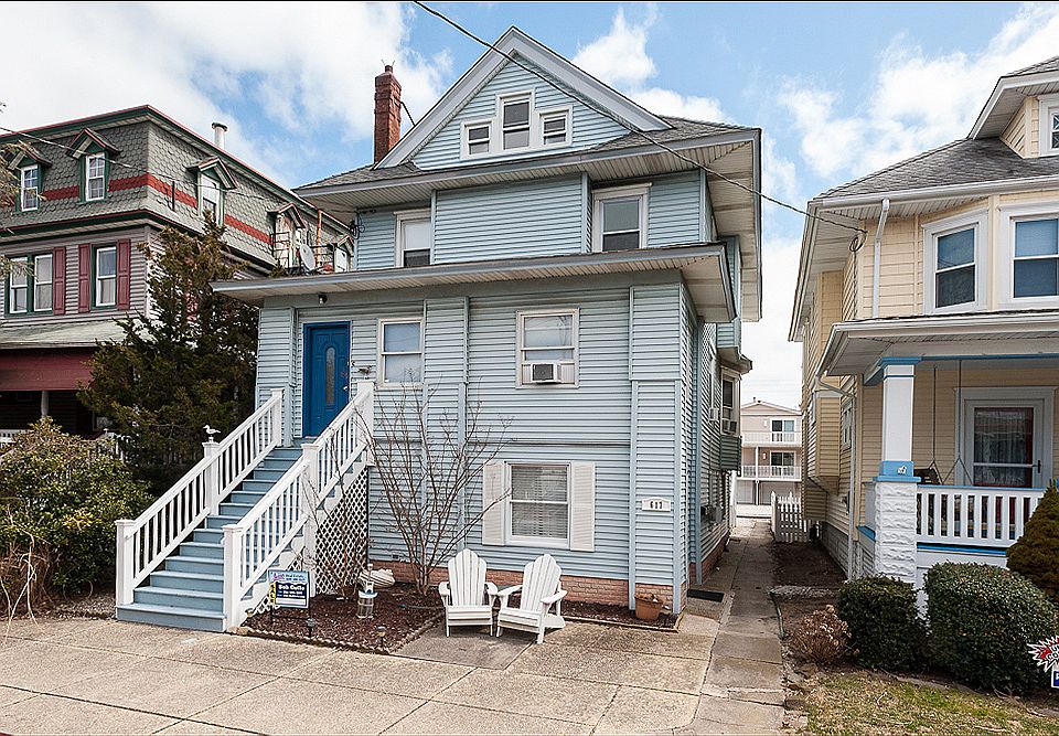 1st image of 617 Wesley Ave APT A