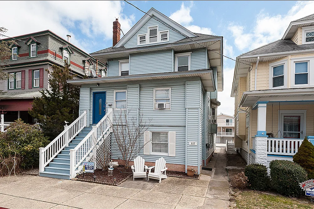 617 Wesley Ave APT A photo 1