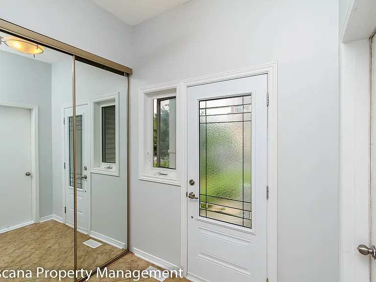 25 Wildpine Ct #1 — Photo 2