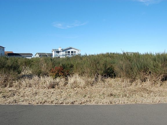 2nd image of 1441 Storm King Ave SW