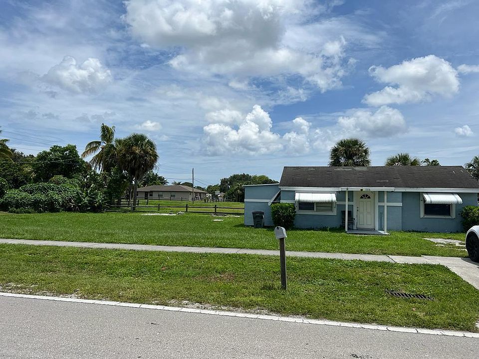 2nd image of 1114 Osceola Drive