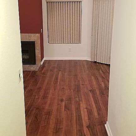 ENTRY WAY FROM KITCHEN