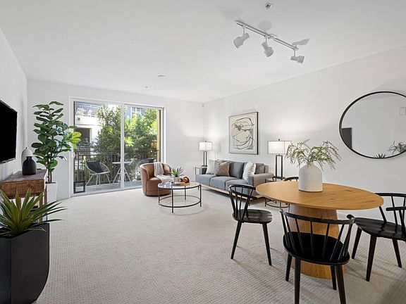 3rd image of 809 Auzerais Ave Unit 356