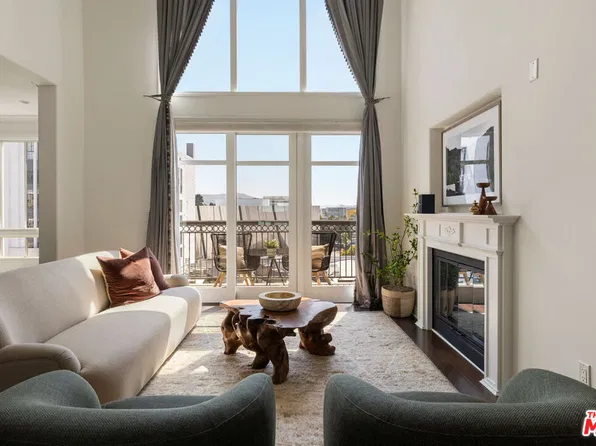 558 Caruso Ave, Glendale, CA 91210