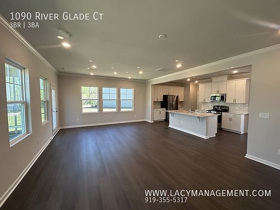 4th image of 1090 River Glade Ct