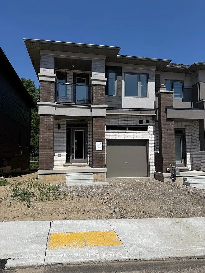 3 bed, $2,200 — Photo 1