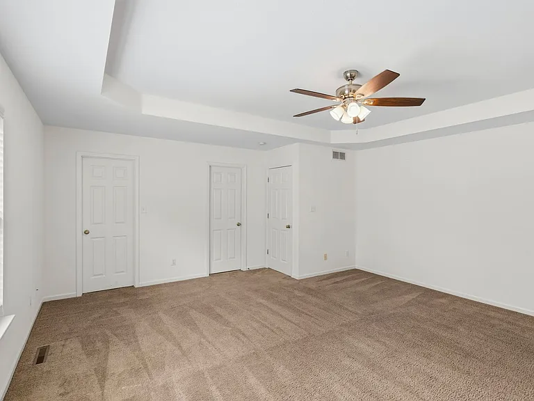 5004-5006 Betty Jean Way — Photo 23