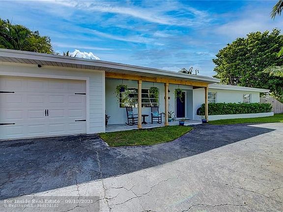 4th image of 604 Westwind Dr