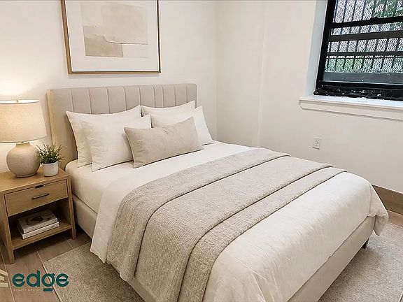 5th image of 1352 Franklin Ave #2D