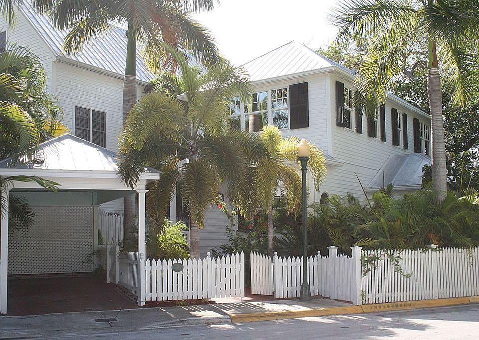 100 Admirals Lane