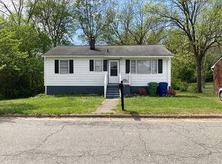 702 Burke St, Graham, NC 27253