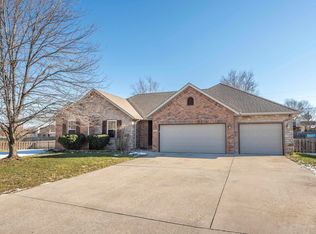 308 N Bonda Way, Nixa, MO 65714