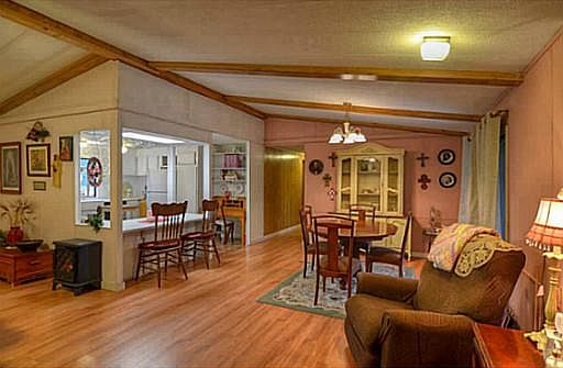 5th image of 3713 Shirley Dr
