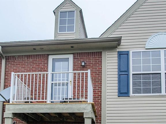 2nd image of 2046 Cloverly Ln