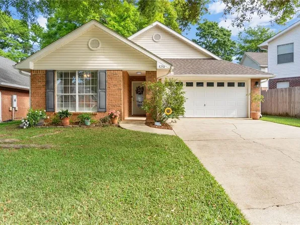 8254 Magnolia Village Dr S, Mobile, AL 36695