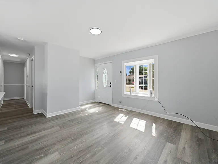 407 Laurel Ave — Photo 13