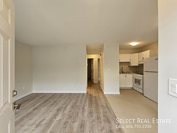 2nd image of 45790 Lewis Ave #6