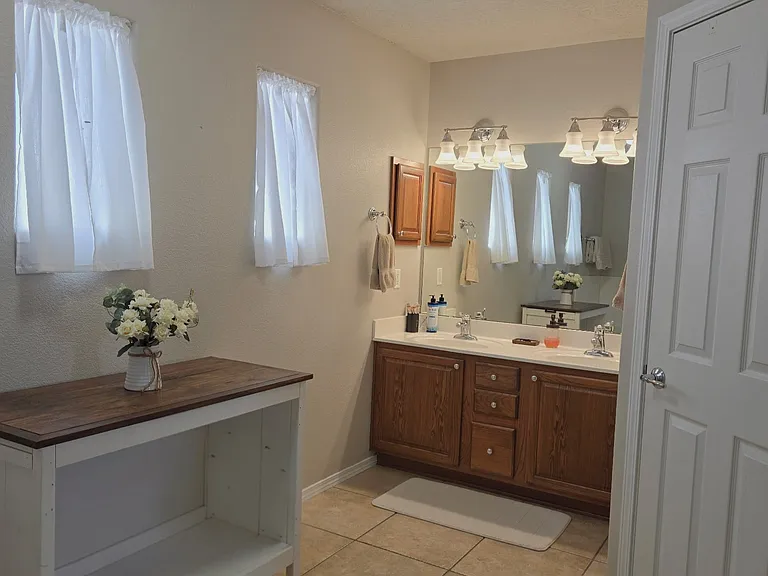 970 Carnival Ct NW — Photo 17