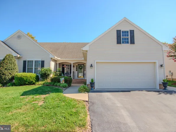 137 Village Oak Dr, Salisbury, MD 21804