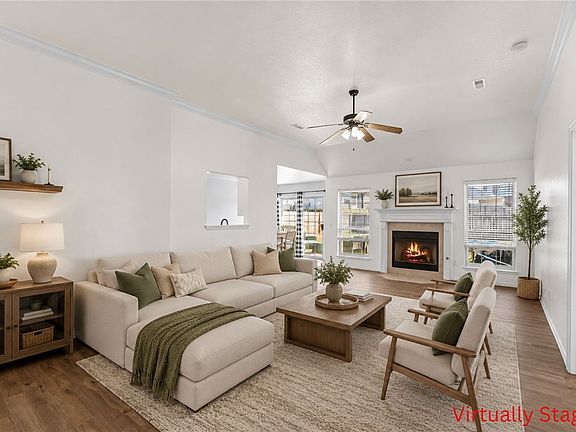 3rd image of 2003 N Lexington St